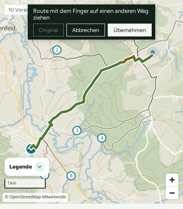 Bearbeitungsmodus: die Route mit dem Finger auf einen anderen Weg ziehen.